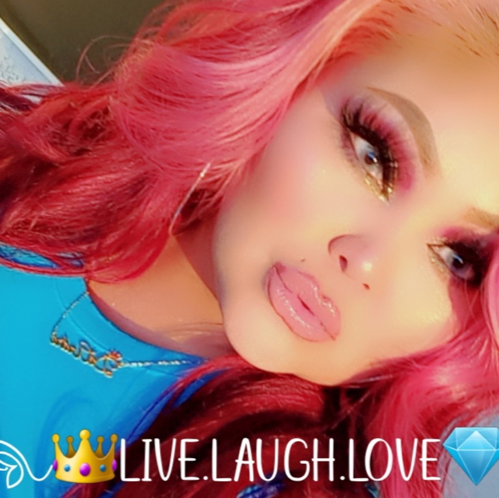 Meet your Posher, Leshaine